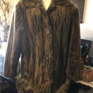 Beautiful Coat by Bernardo Tiger Print